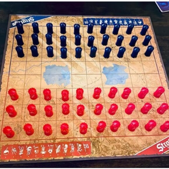 New & Sealed Stratego Classic War Strategy Board Game With Battle Cards Ages 8+ - Picture 5 of 5